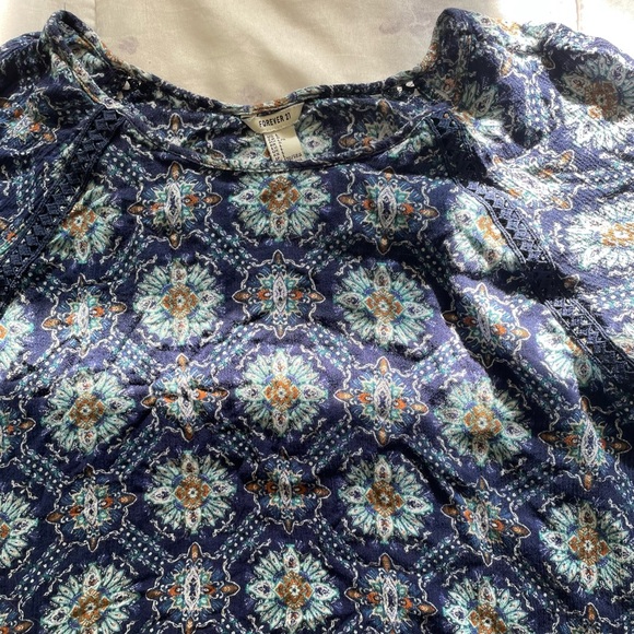 Forever 21 top size L - Picture 4 of 4